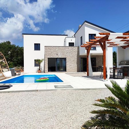 Lazy 8 Villa Garica Dış mekan fotoğraf